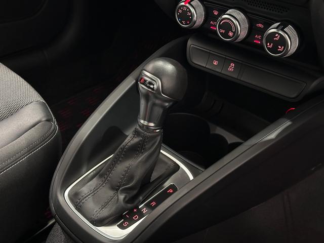 Ａ１スポーツバック １．４ＴＦＳＩシリンダーオンデマンド　スペアキー　純正ナビゲーション　ＴＶ　ＥＴＣ（27枚目）