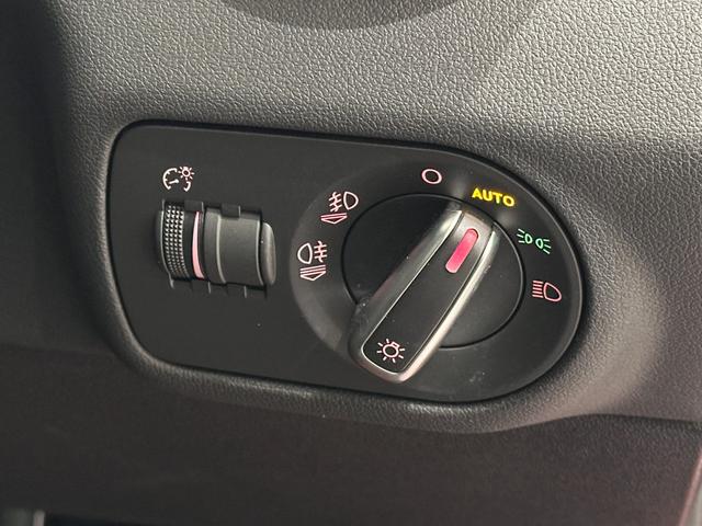 Ａ１スポーツバック １．４ＴＦＳＩシリンダーオンデマンド　スペアキー　純正ナビゲーション　ＴＶ　ＥＴＣ（36枚目）