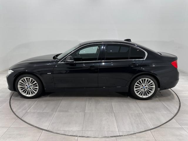 ３シリーズ ３２８ｉラグジュアリー　ワンオーナー　車検２０２７年６月　スペアキー　ブラックレザーシート　シートヒーター　保証書　記録簿　取扱説明書（10枚目）