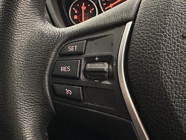 ３シリーズ ３２８ｉラグジュアリー　ワンオーナー　車検２０２７年６月　スペアキー　ブラックレザーシート　シートヒーター　保証書　記録簿　取扱説明書（33枚目）