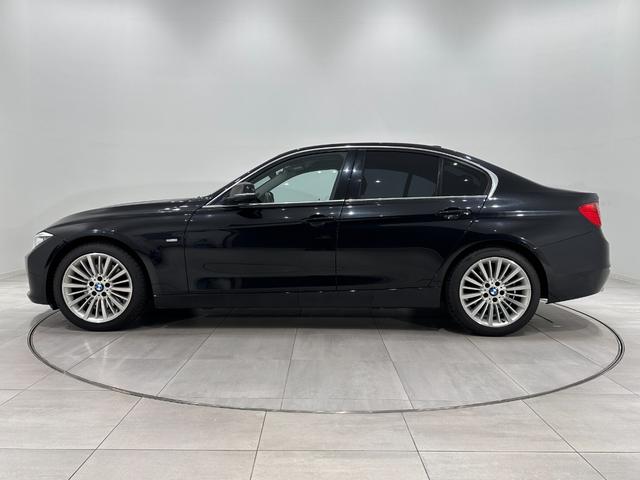 ３シリーズ ３２８ｉラグジュアリー　ワンオーナー　車検２０２７年６月　スペアキー　ブラックレザーシート　シートヒーター　保証書　記録簿　取扱説明書（37枚目）