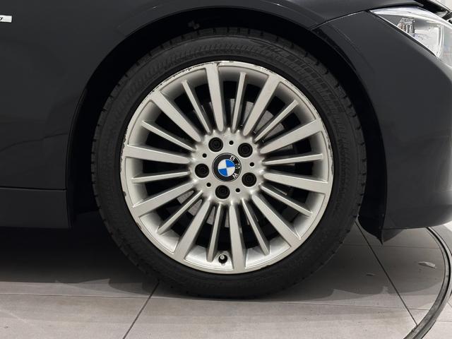 ３シリーズ ３２８ｉラグジュアリー　ワンオーナー　車検２０２７年６月　スペアキー　ブラックレザーシート　シートヒーター　保証書　記録簿　取扱説明書（55枚目）