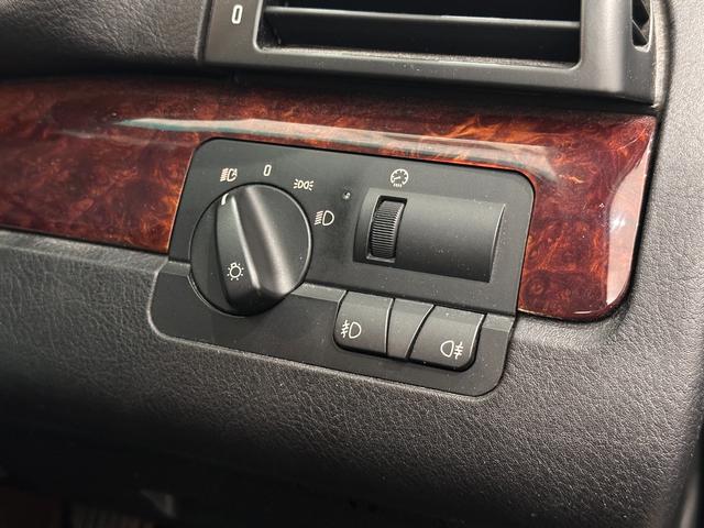 Ｂ３ ３．３リムジン　ブラックレザーシート　アルピナブルー　スイッチトロニック　車検２０２７年７月１４日　ニコル整備（35枚目）