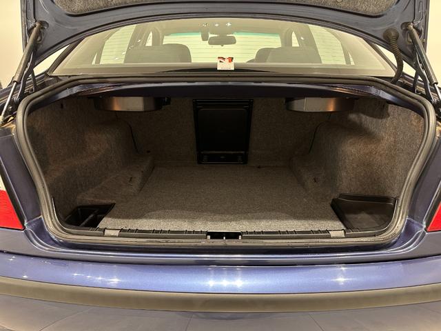 Ｂ３ ３．３リムジン　ブラックレザーシート　アルピナブルー　スイッチトロニック　車検２０２７年７月１４日　ニコル整備（43枚目）