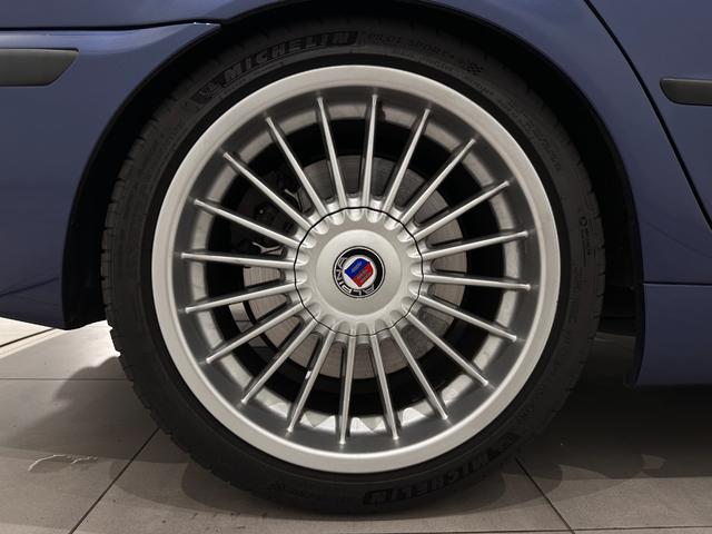 Ｂ３ ３．３リムジン　ブラックレザーシート　アルピナブルー　スイッチトロニック　車検２０２７年７月１４日　ニコル整備（52枚目）