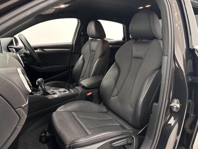 Ａ３セダン １．４ＴＦＳＩシリンダーオンデマンドＳラインパック　車検２０２７年３月（10枚目）