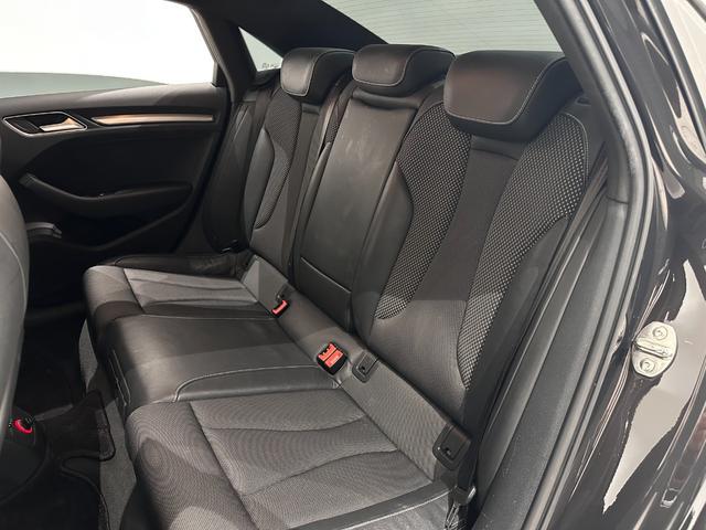 Ａ３セダン １．４ＴＦＳＩシリンダーオンデマンドＳラインパック　車検２０２７年３月（12枚目）