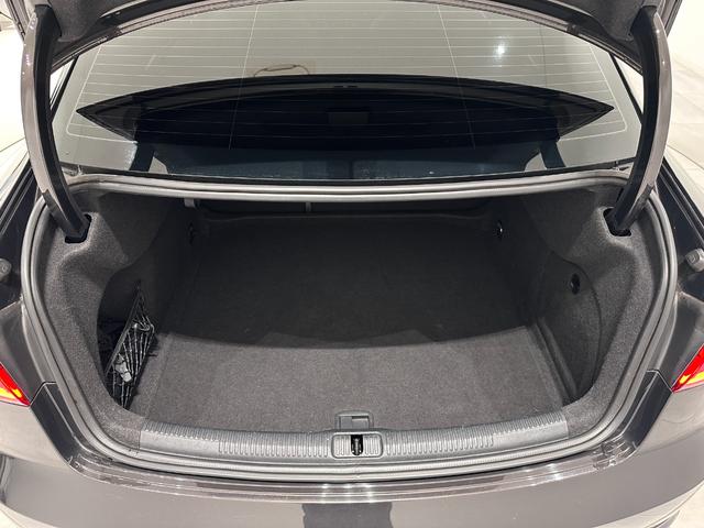 Ａ３セダン １．４ＴＦＳＩシリンダーオンデマンドＳラインパック　車検２０２７年３月（46枚目）