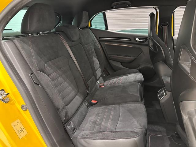 メガーヌ ルノー スポール トロフィー 6MT 車検2027年6月 スペアキー バックカメラ 19インチアルミホイール(5枚目)