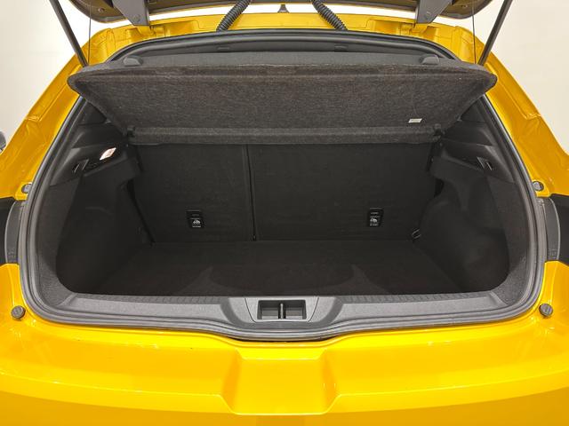 メガーヌ ルノー スポール トロフィー 6MT 車検2027年6月 スペアキー バックカメラ 19インチアルミホイール(49枚目)