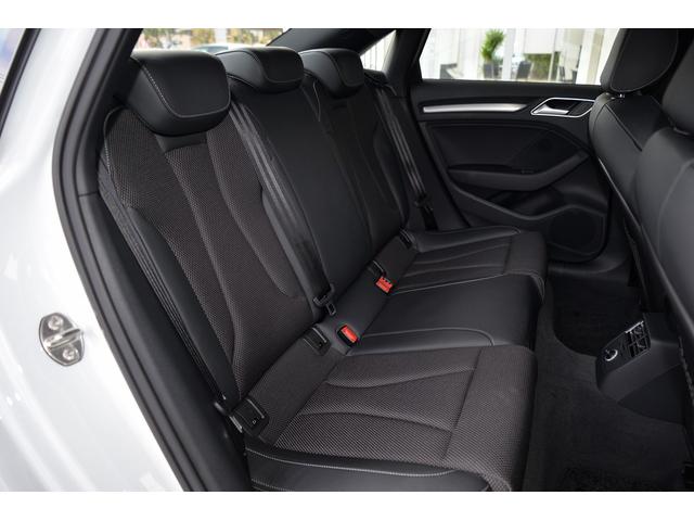 1.4TFSI スポーツ S line エクステリアパッケージ S line スポーツパッケージ S line パッケージ アシスタンスパッケージ ナビゲーションパッケージ ライティングパッケージS line クロスシート(11枚目)