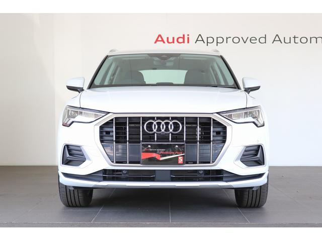 Ｑ３ ３５ＴＦＳＩアドバンスド　テクノロジーパッケージ　コンビニエンス＆アシスタンスパッケージ　ラグジュアリーパッケージ　アシスタンスパッケージ　ストレージパッケージ　ハイグロスパッケージ　バーチャルコックピット　ＬＥＤヘッドライト（2枚目）
