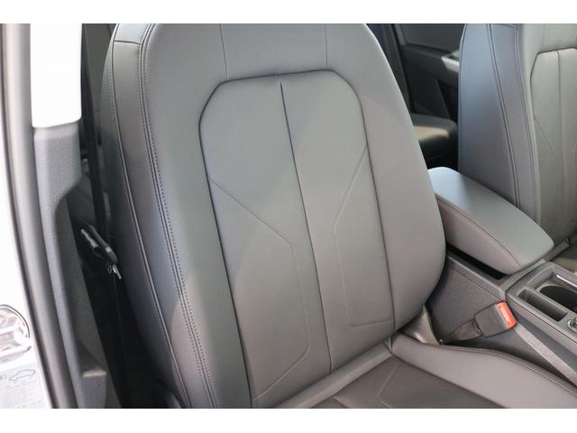 Ｑ３ ３５ＴＦＳＩアドバンスド　テクノロジーパッケージ　コンビニエンス＆アシスタンスパッケージ　ラグジュアリーパッケージ　アシスタンスパッケージ　ストレージパッケージ　ハイグロスパッケージ　バーチャルコックピット　ＬＥＤヘッドライト（39枚目）