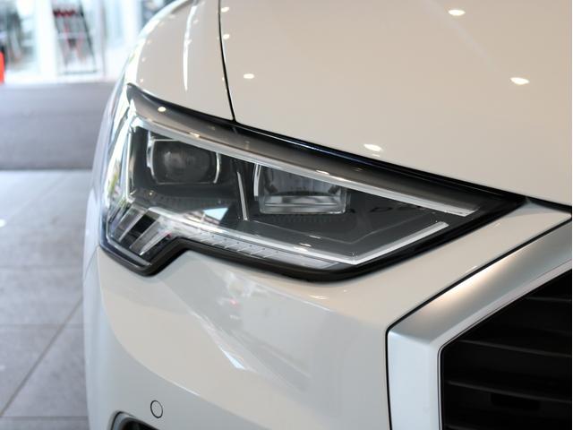 Ｑ３ ３５ＴＦＳＩアドバンスド　グレイシアホワイト　コンビニエンス＆アシスタンスパッケージ　スマートフォンインターフェイス　３６０°カメラ　電動リヤゲート　ＬＥＤヘッドライト　認定中古車　ストレージパッケージ　ハイグロスパッケージ（31枚目）