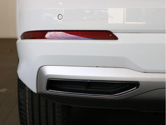 Ｑ３ ３５ＴＦＳＩアドバンスド　グレイシアホワイト　コンビニエンス＆アシスタンスパッケージ　スマートフォンインターフェイス　３６０°カメラ　電動リヤゲート　ＬＥＤヘッドライト　認定中古車　ストレージパッケージ　ハイグロスパッケージ（38枚目）