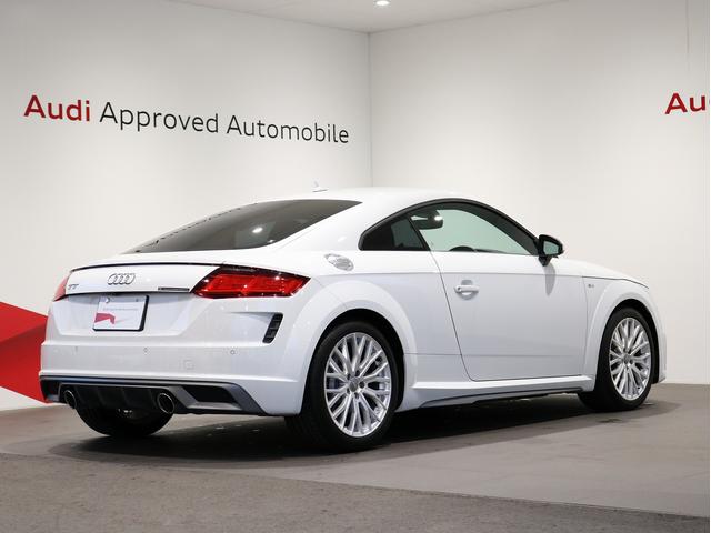 AUDI TT COUPE 40TFSI S LINE PACKAGE