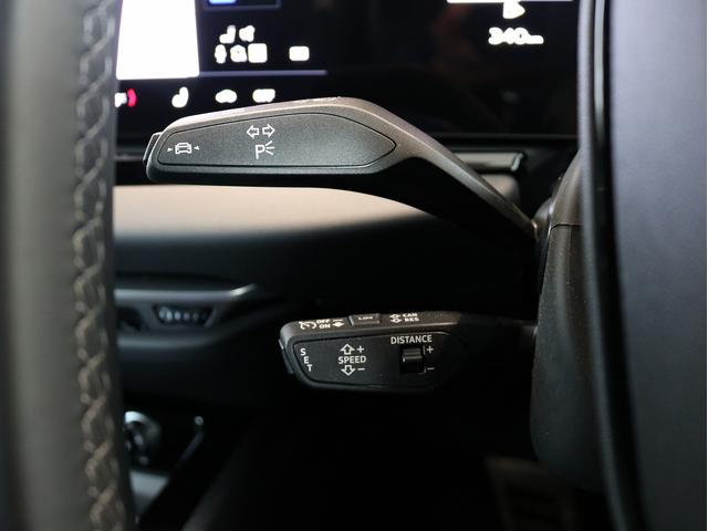 A5 TFSI 110kW Sラインパッケージ テクノロジーパッケージプロ ハイグロスパッケージ バーチャルコックピットプラス Slineエクステリア パーシャルレザーインテリアSブラック パークアシストプラス スマートフォンインターフェース(17枚目)