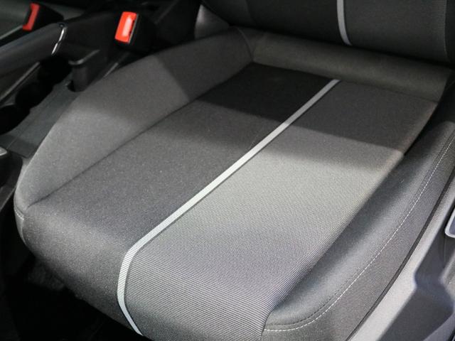 A1スポーツバック 25TFSI アドバンスド コンビニアンス&アシスタンスパッケージ/ナビゲーションパッケージ/スマートフォンインターフェイス/コントラストルーフ/ワイヤレスチャージング/アダプティブクルーズコントロール/ナビゲーションシステム(52枚目)