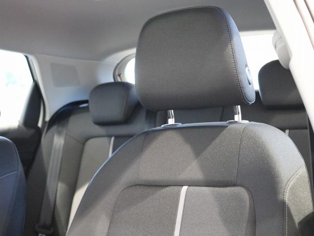 A1スポーツバック 25TFSI アドバンスド コンビニアンス&アシスタンスパッケージ/ナビゲーションパッケージ/スマートフォンインターフェイス/コントラストルーフ/ワイヤレスチャージング/アダプティブクルーズコントロール/ナビゲーションシステム(54枚目)