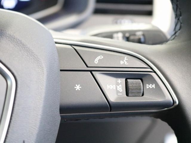 A1スポーツバック 25TFSI アドバンスド コンビニアンス&アシスタンスパッケージ/ナビゲーションパッケージ/スマートフォンインターフェイス/コントラストルーフ/ワイヤレスチャージング/アダプティブクルーズコントロール/ナビゲーションシステム(60枚目)