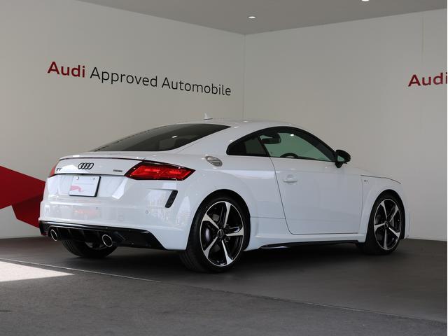 ＴＴクーペ ４５ＴＦＳＩクワトロ　Ｓラインパッケージ　Ｓｌｉｎｅエクステリアパッケージ　ブラックＡｕｄｉ　ｒｉｎｇｓ＆ブラックハイグロススタイリングパッケージ（Ａｕｄｉ　ｅｘｃｌｕｓｉｖｅ）　コンフォートパッケージ　バーチャルコックピット（4枚目）