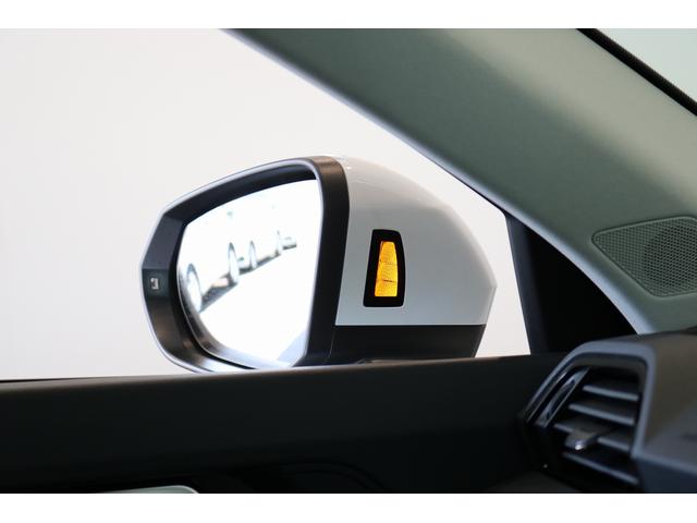 Q3 35TFSIアドバンスド コンビニエンス&アシスタンスパッケージ ラグジュアリーパッケージ ストレージパッケージ ハイグロスパッケージ バーチャルコックピット ルームミラー自動防眩 サラウンドビューカメラ MMIナビゲーション(17枚目)