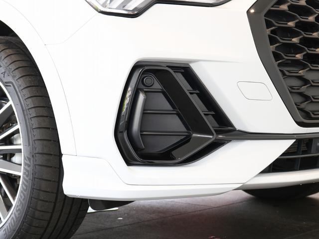 Ｑ３スポーツバック ３５ＴＦＳＩ　Ｓライン　３５Ｔ　Ｓｌｉｎｅ　コンビニ＆アシスタンスパッケージ　ブラックスタイリング　スマホインターフェース　プライバシーガラス　プラスパッケージ（20枚目）