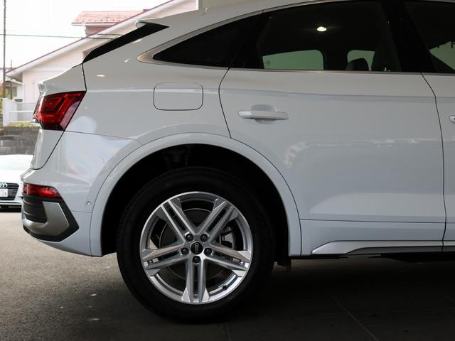 Ｑ５スポーツバック ４０ＴＤＩクワトロ　Ｓライン　Ｓ　ｌｉｎｅ　ｐｌｕｓ　パッケージ／コンフォートパッケージ／ステアリングヒーター／アーティフィシャルインテリアレザー　（ドアアームレスト／センターコンソール）（49枚目）