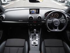 Ａｕｄｉ認定中古車保証は全国共通のサービスです。全国の正規ディーラーにて保証整備をご利用いただけます。 6