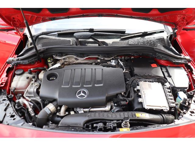 Ｂクラス Ｂ２００ｄ　１オナ　レーダーセーフティーＰ　自動追従　レザーエクスクルーシブＰ　ナビゲーションＰ　アドバンスドＰ　ディストロニックプラス　本革Ｐシート／ヒーター　純正ＨＤＤナビＴＶ　Ｂｌｕｅｔｏｏｔｈ　３６０°・Ｂカメラ　前後ドラレコ　ＬＥＤ　８速ＡＴ（30枚目）