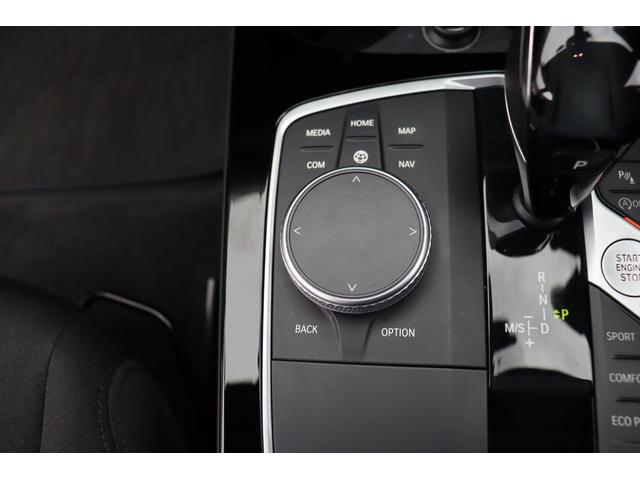 １シリーズ １１８ｉ　プレイ　ＡＣＣ　自動追従　インテリジェントＳ　ナビゲーションＰ　Ｐシート　純正ＨＤＤナビ　Ａｐｐｌｅ　ＣａｒＰｌａｙ　Ｂｌｕｅｔｏｏｔｈ　Ｗｉ－Ｆｉ　Ｂカメラ　前後ドラレコ　ＬＥＤ　アンビエントライト　ワイヤレスチャージャー　７速ＡＴ（16枚目）