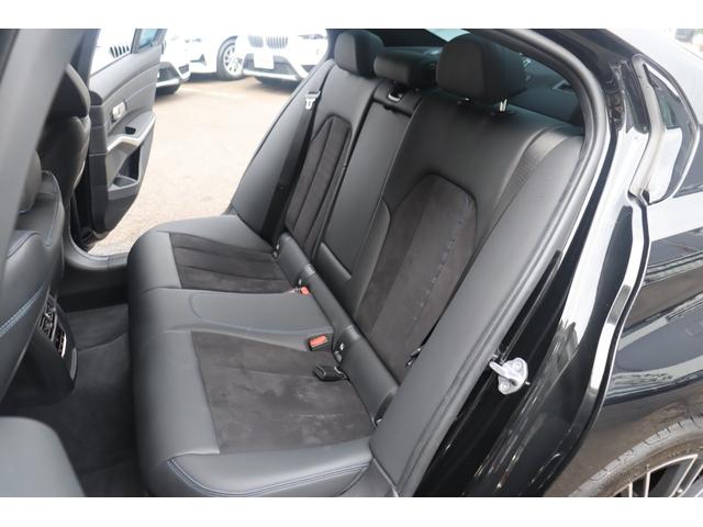 ３シリーズ ３２０ｄ　ｘＤｒｉｖｅ　Ｍスポーツ　ＡＣＣ　自動追従　インテリジェントセーフティー　ハーフ革Ｐシート／ヒーター　純正ＨＤＤナビ　Ａｐｐｌｅ　ＣａｒＰｌａｙ　Ｂｌｕｅｔｏｏｔｈ　Ｂカメラ　ドラレコ　ＬＥＤ　アンビエントライト　スマートオープナー　４ＷＤ（30枚目）