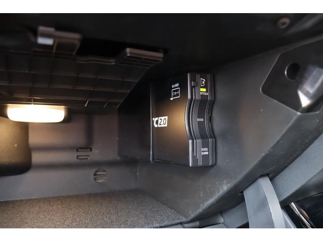 Ａクラス Ａ２００ｄ　ＡＭＧライン　レザーエクスクルーシブＰ　自動追従　レーダーセーフティーＰ　アドバンストＰ　ナビゲーションＰ　本革Ｐシート／ヒーター　純正ＨＤＤナビＴＶ　Ｂｌｕｅｔｏｏｔｈ　３６０°／Ｂクカメラ　前後ドラレコ　ＬＥＤ　ディストロニックプラス　８速ＡＴ（11枚目）