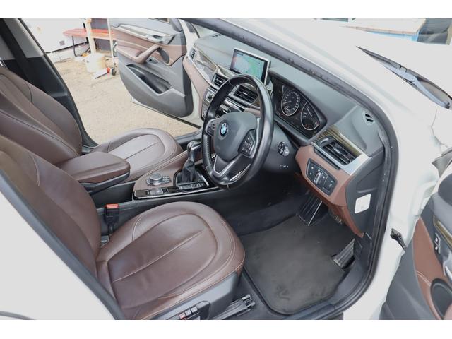Ｘ１ ｘＤｒｉｖｅ　１８ｄ　ｘライン　ハイラインＰ　コンフォートＰ　本革Ｐシート／ヒーター　純正ＨＤＤナビ　Ｂｌｕｅｔｏｏｔｈ　Ｂカメラ　ドラレコ　ＬＥＤ　インテリジェントセーフティー　Ｘドライブ４ＷＤ　アンビエントライト　Ｐトランウ　スマートオープナー　８速ＡＴ（26枚目）