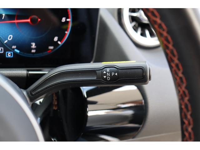 ＧＬＡクラス ＧＬＡ２００ｄ　４Ｍ　ＡＭＧライン　レーダーセーフティーＰ　自動追従　ハーフ革Ｐシート／ヒーター　パノラマルーフ　ＨＤＤナビＴＶ　Ａｐｐｌｅ　ＣａｒＰｌａｙ　Ｂｌｕｅｔｏｏｔｈ　３６０°／Ｂカメ　ヘッドアップディスプレイ　純正ドラレコ　ＬＥＤ　フルタイム４ＷＤ（7枚目）