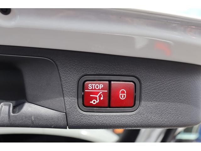 ＧＬＡクラス ＧＬＡ２００ｄ　４Ｍ　ＡＭＧライン　レーダーセーフティーＰ　自動追従　ハーフ革Ｐシート／ヒーター　パノラマルーフ　ＨＤＤナビＴＶ　Ａｐｐｌｅ　ＣａｒＰｌａｙ　Ｂｌｕｅｔｏｏｔｈ　３６０°／Ｂカメ　ヘッドアップディスプレイ　純正ドラレコ　ＬＥＤ　フルタイム４ＷＤ（19枚目）