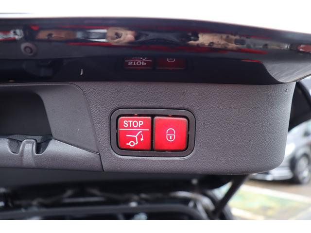 Ｂクラス Ｂ１８０　レーダーセーフティーＰ　自動追従　ナビゲーションＰ　ハーフ革Ｐシート／ヒーター　純正ＨＤＤナビＴＶ　Ｂｌｕｅｔｏｏｔｈ　Ｂカメラ　ドラレコ　ＬＥＤ　ディストロニックプラス　アンビエントライト　ワイヤレスチャージャー　７速ＡＴ（19枚目）