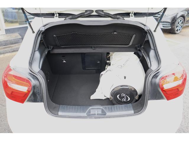 Ａクラス Ａ１８０　スタイル　レーダーセーフティーＰ　自動追従　エントリーＰ　ハーフ革Ｐシート／ヒーター　純正ＨＤＤナビＴＶ　Ａｐｐｌｅ　ＣａｒＰｌａｙ　Ｂｌｕｅｔｏｏｔｈ　Ｂカメラ　ドラレコ　ＬＥＤ　ディスタンスパイロット　キーレスゴー　アンビエントライト（24枚目）