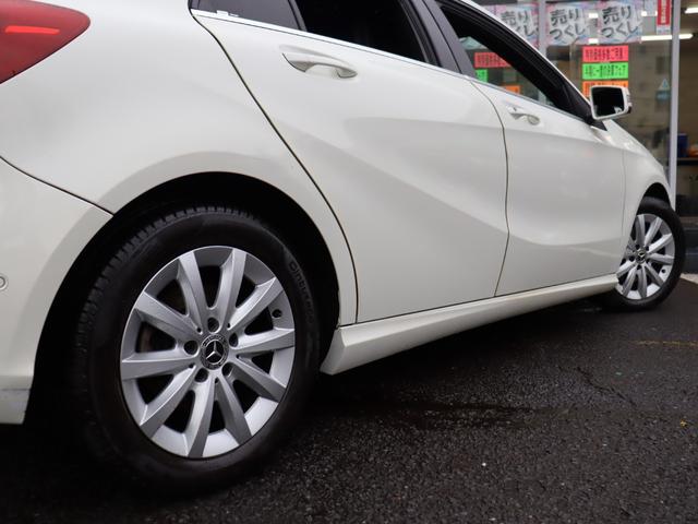 Ａクラス Ａ１８０　スタイル　レーダーセーフティーＰ　自動追従　エントリーＰ　ハーフ革Ｐシート／ヒーター　純正ＨＤＤナビＴＶ　Ａｐｐｌｅ　ＣａｒＰｌａｙ　Ｂｌｕｅｔｏｏｔｈ　Ｂカメラ　ドラレコ　ＬＥＤ　ディスタンスパイロット　キーレスゴー　アンビエントライト（25枚目）