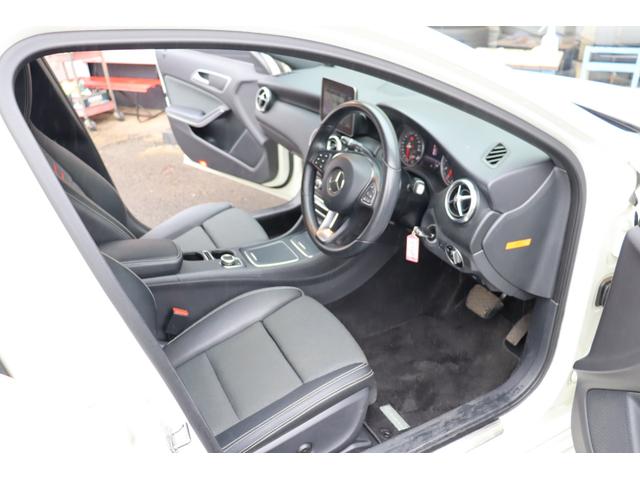 Ａクラス Ａ１８０　スタイル　レーダーセーフティーＰ　自動追従　エントリーＰ　ハーフ革Ｐシート／ヒーター　純正ＨＤＤナビＴＶ　Ａｐｐｌｅ　ＣａｒＰｌａｙ　Ｂｌｕｅｔｏｏｔｈ　Ｂカメラ　ドラレコ　ＬＥＤ　ディスタンスパイロット　キーレスゴー　アンビエントライト（26枚目）