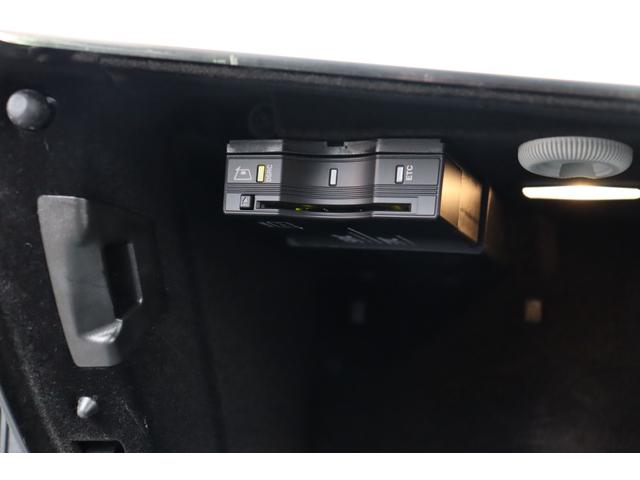 Ｅクラスステーションワゴン Ｅ２２０ｄワゴン　ＡＶＧ　　レーダーセーフティーＰ　自動追従　ハーフ革Ｐシート／ヒーター　純正ＨＤＤナビＴＶ　Ａｐｐｌｅ　ＣａｒＰｌａｙ　Ｂｌｕｅｔｏｏｔｈ　３６０°／Ｂカメラ　ドラレコ　ＬＥＤ　ディストロニックプラス　ヘッドアップディスプレイ　９速ＡＴ（11枚目）