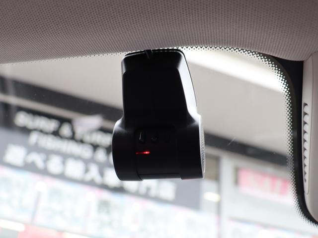 Ｅクラスステーションワゴン Ｅ２２０ｄワゴン　ＡＶＧ　　レーダーセーフティーＰ　自動追従　ハーフ革Ｐシート／ヒーター　純正ＨＤＤナビＴＶ　Ａｐｐｌｅ　ＣａｒＰｌａｙ　Ｂｌｕｅｔｏｏｔｈ　３６０°／Ｂカメラ　ドラレコ　ＬＥＤ　ディストロニックプラス　ヘッドアップディスプレイ　９速ＡＴ（14枚目）