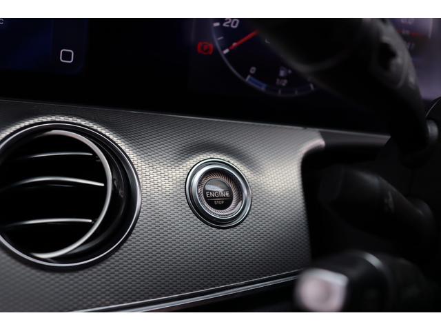 Ｅクラスステーションワゴン Ｅ２２０ｄワゴン　ＡＶＧ　　レーダーセーフティーＰ　自動追従　ハーフ革Ｐシート／ヒーター　純正ＨＤＤナビＴＶ　Ａｐｐｌｅ　ＣａｒＰｌａｙ　Ｂｌｕｅｔｏｏｔｈ　３６０°／Ｂカメラ　ドラレコ　ＬＥＤ　ディストロニックプラス　ヘッドアップディスプレイ　９速ＡＴ（16枚目）