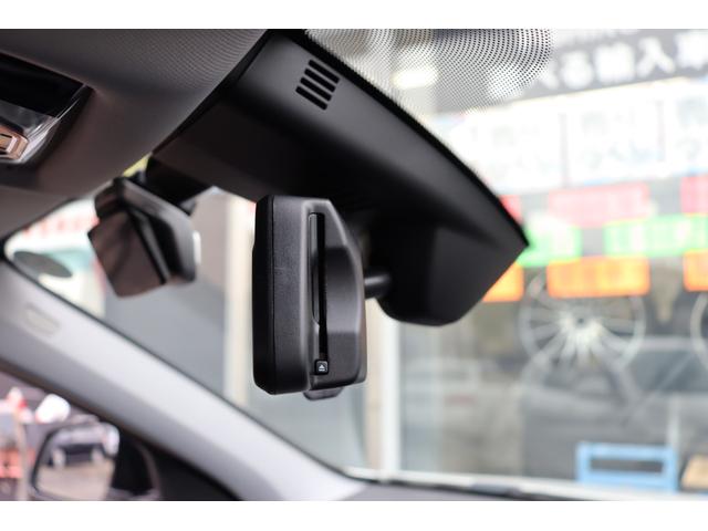 1シリーズ 118i プレイ ハイラインP ACC 自動追従 コンフォートP ストレージP インテリジェントS 本革Pシート/ヒーター 純正HDDナビ Apple CarPlay Bluetooth Bカメラ ドラレコ LED ワイヤレスチャージャー 7速AT(13枚目)