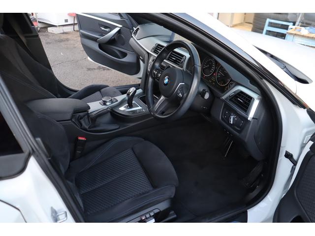 ４シリーズ ４２０ｉグランクーペ　Ｍスポーツ　ＡＣＣ　自動追従　アインテリジェントセーフティー　アルカンタラスポーツＰシート／ヒーター　純正ＨＤＤナビＴＶ　Ｂｌｕｅｔｏｏｔｈ　Ｂカメラ　ドラレコ　Ｍエアロ／Ｍ１８ＡＷ　ＬＥＤ　アンビエントライト　８速ＡＴ（25枚目）