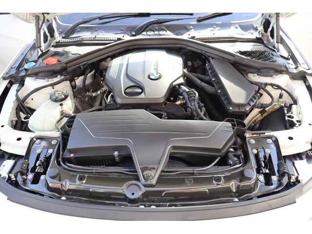 ３シリーズ ３２０ｄ　ラグジュアリー　後期型　ＡＣＣ　自動追従　インテリジェントセーフティー　ドライビングアシスト　本革Ｐシート／ヒーター　純正ＨＤＤナビ　Ｂｌｕｅｔｏｏｔｈ　Ｂカメラ　ＬＥＤ　コンフォートアクセス　アンビエントライト　スマートオープナー　８速ＡＴ（28枚目）