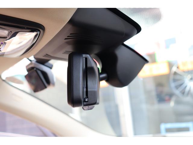 ３シリーズ ３２０ｉ　ハイラインＰ　コンフォートＰ　ＡＣＣ　自動追従　インテリジェントセーフティー　本革Ｐシート／ヒーター　純正ＨＤＤナビ　Ａｐｐｌｅ　ＣａｒＰｌａｙ　Ｂｌｕｅｔｏｏｔｈ　Ｂカメラ　前後ドラレコ　ＬＥＤ　アンビエントライト　スマートオープナー　８速ＡＴ（13枚目）