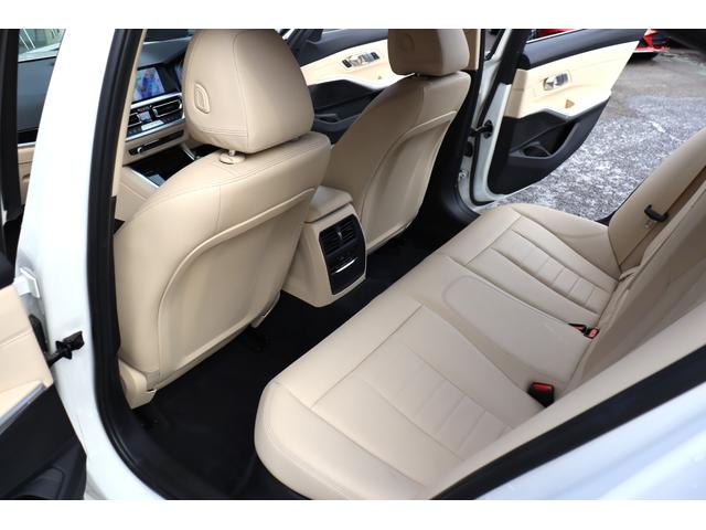 ３シリーズ ３２０ｉ　ハイラインＰ　コンフォートＰ　ＡＣＣ　自動追従　インテリジェントセーフティー　本革Ｐシート／ヒーター　純正ＨＤＤナビ　Ａｐｐｌｅ　ＣａｒＰｌａｙ　Ｂｌｕｅｔｏｏｔｈ　Ｂカメラ　前後ドラレコ　ＬＥＤ　アンビエントライト　スマートオープナー　８速ＡＴ（28枚目）