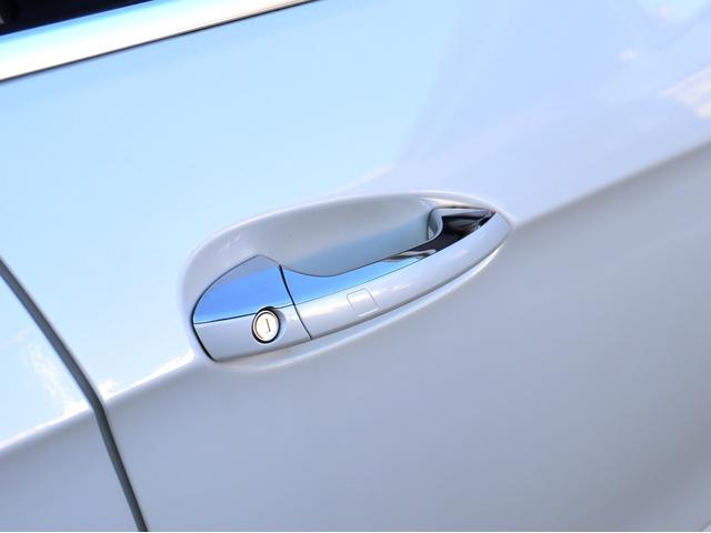 Ｅクラスステーションワゴン Ｅ２５０ワゴン　アバンギャルド　スポーツ　セーフティーＰ　自動追従　ベーシックＰ　パドルシフト　ハーフ革Ｐシート／ヒーター　純正ＨＤＤナビＴＶ　Ｂｌｕｅｔｏｏｔｈ　Ｂカメラ　ドラレコ　ＬＥＤ　ディストロニックプラス　キーレスゴー　パワーテールゲート　７速ＡＴ（17枚目）