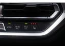 ３シリーズ ３２０ｄ　ｘＤｒｉｖｅ　Ｍスポーツ　ＡＣＣ　自動追従　インテリジェントセーフティー　ハーフ革Ｐシート／ヒーター　純正ＨＤＤナビ　Ａｐｐｌｅ　ＣａｒＰｌａｙ　Ｂｌｕｅｔｏｏｔｈ　Ｂカメラ　ドラレコ　ＬＥＤ　アンビエントライト　スマートオープナー　４ＷＤ（8枚目）